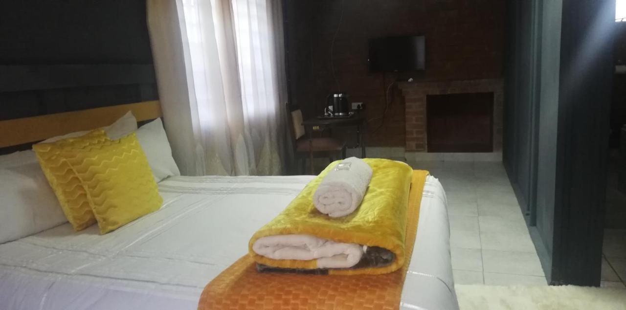 Savanna Bulawayo Room photo